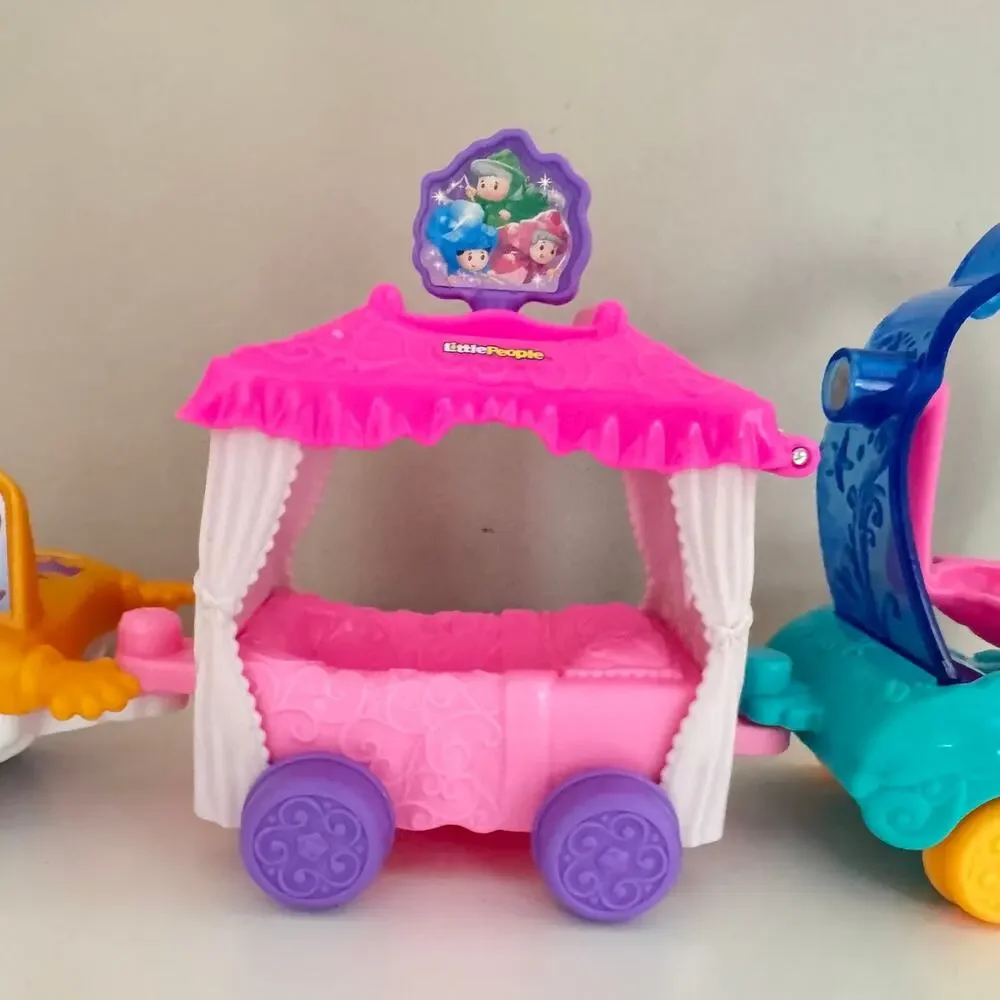 Fisher-Price Little People Disney Princess Parade Float Set of 3